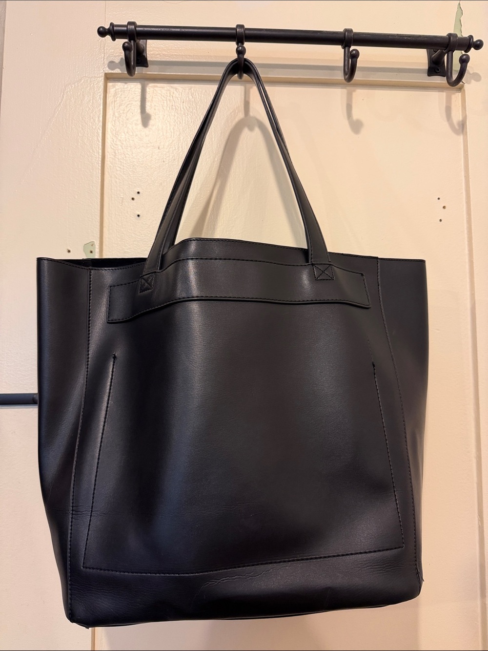 Classic Black Leather Tote Bag - Minimal Everyday Carry - Picture 2 of 6